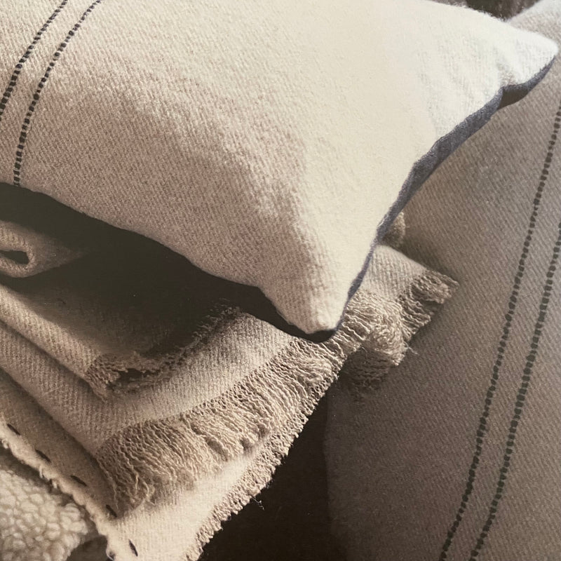 Plaid KEITO Bed & Philosophy